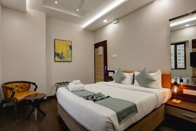 Hotel Ozone Inn