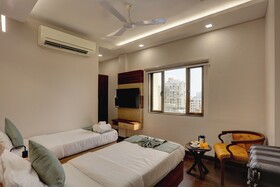 Hotel Ozone Inn