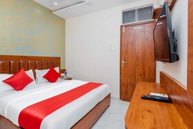 Hotel Purple Orchid