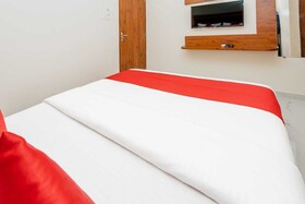Hotel Purple Orchid
