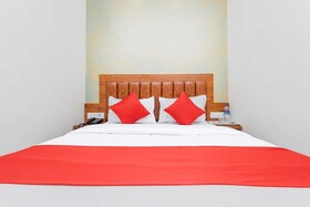 Hotel Purple Orchid