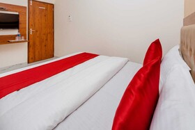 Hotel Purple Orchid