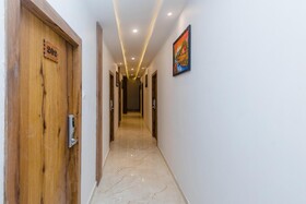 Hotel Riva International