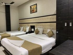 Hotel Riva International