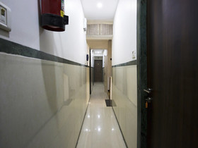 Hotel Royal Comfort By OYO Rooms