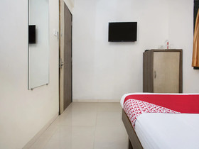 Hotel Royal Comfort By OYO Rooms