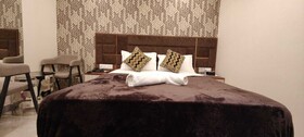 Hotel Royal Inn