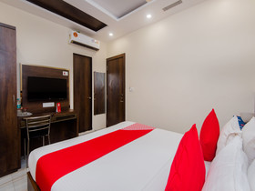 Hotel Royce Executive
