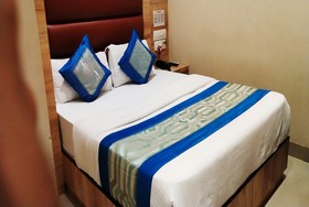 Hotel Sai Suites
