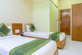FabHotel Seven Hills  Nr Mumbai International Airport