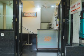 Hotel Shanti Palace