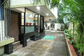 Hotel Shanti Palace