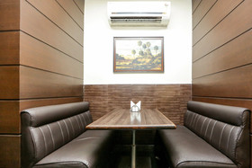 Lucky Hotel Goregaon