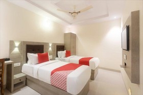 New Hotel Embassy Suites By OYO Rooms