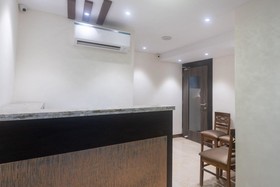 New Hotel Embassy Suites By OYO Rooms