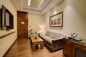 Niranta Airport Transit Hotel And Lounge