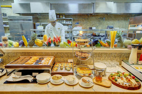Niranta Airport Transit Hotel And Lounge