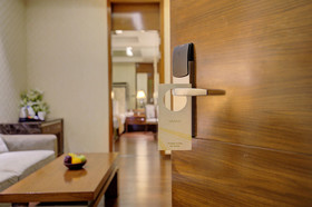 Niranta Airport Transit Hotel And Lounge