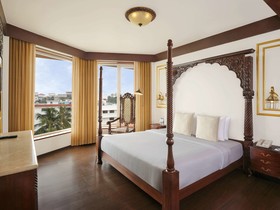Novotel Mumbai Juhu Beach