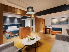 Novotel Mumbai Juhu Beach