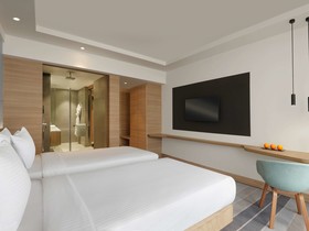 Novotel Mumbai Juhu Beach