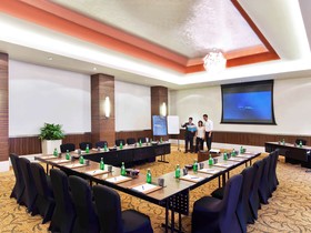 Novotel Mumbai Juhu Beach