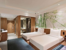 Novotel Mumbai Juhu Beach