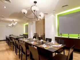 Novotel Mumbai Juhu Beach