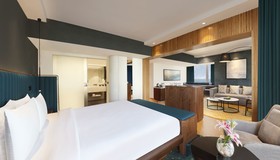 Novotel Mumbai Juhu Beach