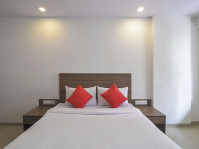 OYO 17165 Flagship Ace Residency Marol
