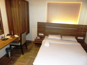 Raj Vikas Residency by OYO Rooms