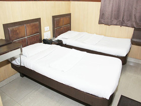Hotel Ripon Palace