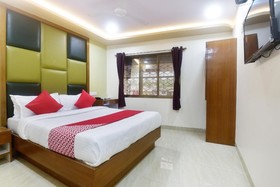 Royal Aqua by OYO Rooms