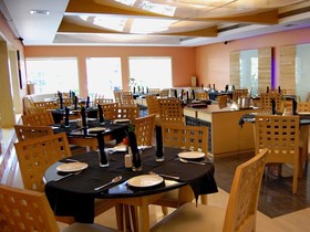 Sukh Hotel