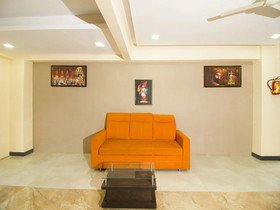 The Star Hotel by OYO Rooms