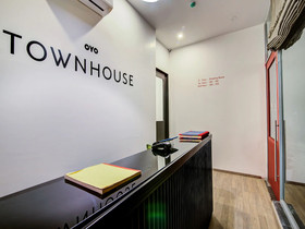 Townhouse 058 JB Nagar Andheri East By OYO Rooms