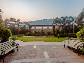 Tuliipstays Pearl Residency