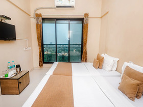 Tuliipstays Pearl Residency