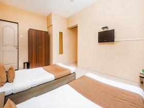 Tuliipstays Pearl Residency