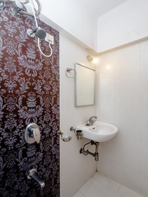 Tuliipstays Powai Sai Sapphire