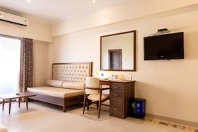 West End Hotel