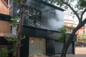 West Inn Hotel By OYO Rooms