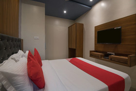 West Inn Hotel By OYO Rooms
