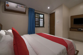 West Inn Hotel By OYO Rooms