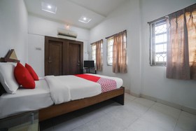Jayshrea Recreation Club by OYO Rooms