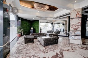 Hotel RR Suites - Near LODHA Xperia Mall