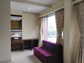 Hotel White House
