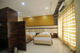 Hotel White House