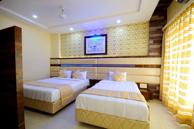Hotel White House