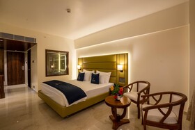 Mastiff Grand The Sia Palace Suites & Banquets